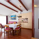 Apartments Villa Brioni II