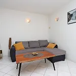 Apartments With A Parking Space Brsec, Opatija - 7755