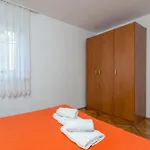 Apartments With A Parking Space Medulin - 2274