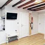 Apartments Carera 42