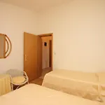 Apartments With A Parking Space Rovinj - 7656