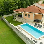 Villa Ravina