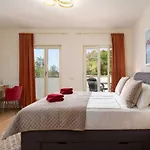 Leone Porec Comfortable Holiday Residence
