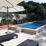 Apartments Sebelja
