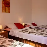 Apartment Dragica