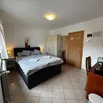 Guest House Gloria