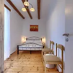 Holiday Home Graziela - Prc604 By Interhome