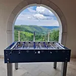 Villa Grazia - With Heated Salt Water Pool