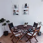 Vin Apartment-Near The Bay