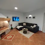 Vin Apartment-Near The Bay