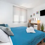 Apartman Lorena