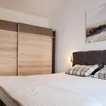 Apartments Deak