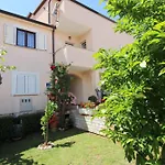 Apartment In Porec/Istrien 10264