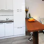 Augusta Apartment