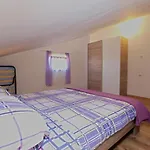 Family Friendly Apartments With A Swimming Pool Fazana - 19596