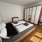 Apartment Happy