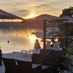 Sea & Sun 4*