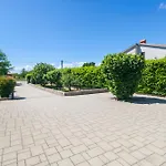 House Licul, 3-Bedroom House With Pool And Garden Near Labin, Ferienhaus Istrien