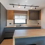 Villa Mochi, A Beautiful Modern Villa In A Tranquil Enviroment