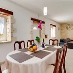 Furlani Comfortable Holiday Residence