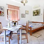 Apartments With A Parking Space Zambratija, Umag - 21589