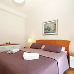 Apartments With A Parking Space Fazana - 20637