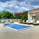 Villa Delle Rondini By Interhome
