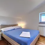 Apartment Rajic-4 By Interhome