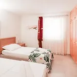 Holiday Home Diana By Interhome