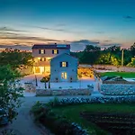 Villa Marion