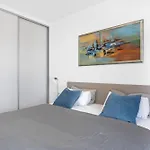 Apartment Bailey