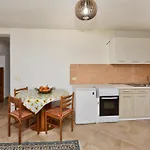 Beautiful Stone House In Gedici - Beahost Rentals