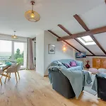 Villa Aqua