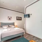 Giovanna Boutique Rooms & Pool