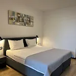 Crolivia Apartments Near Arena, Center Of Pula