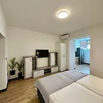 Crolivia Apartments Near Arena, Center Of Pula