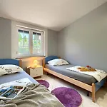 Baeutiful Villa Simona With Garden In Medulin