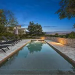 Casa 42 Pet Friendly For 9 People In Central Istria With Salt - Water Pool