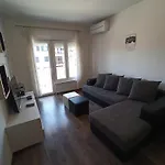 Apartment Mira