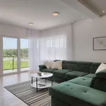 Villa Enigma