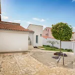 Beautiful Home In Stinjan With Kitchen