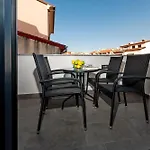 Deluxe Apartments A&A