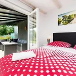 Renata Mare Holliday House