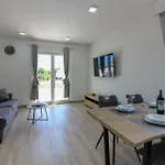 Ferienhaus Mit Privatpool Fuer 4 Personen Ca 60 Qm In Sisan, Istrien Suedkueste Von Istrien