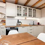 Andronella Apartment