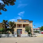 Vili
