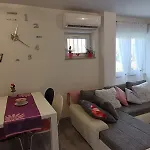 Apartments Mary & Private Free Parking