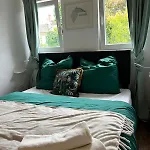 Steinhaus Mit Garten In Der Altstadt