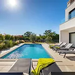Villa Abarica