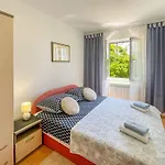 Apartment Ljubica By Interhome